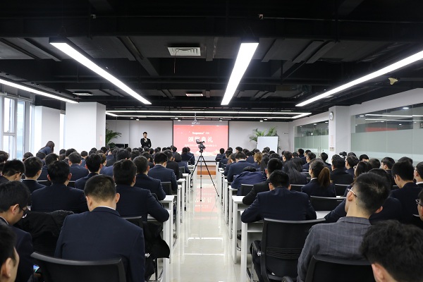 2019年，聯(lián)測(cè)“新征程，大未來”年終盛典